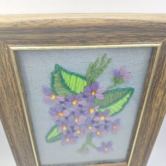 Plant Needlepoint Artwork Vintage Macrame Purple Green 9 x 7 Framed Fabric - Picture 5 of 8